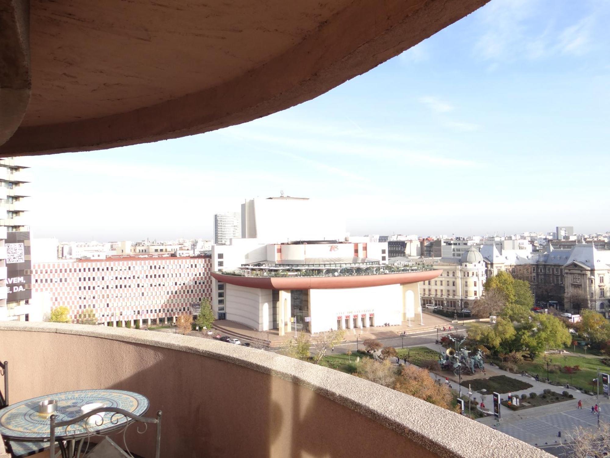 The One Balcescu- Best View Over City Center Bukarest Kültér fotó